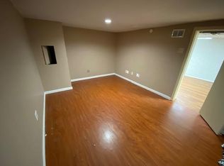 8675 Robindale Ave, Dearborn Heights, MI