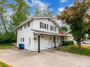 844 Edgewater Dr, Amherst, NY 14228