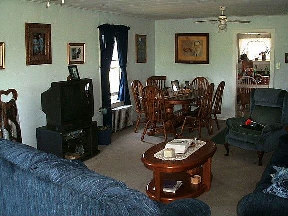 Living Room / Dining Room