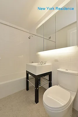 Rented by New York Residence | media 17