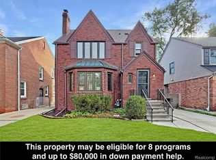 312 McKinley Ave, Grosse Pointe Farms, MI 48236
