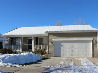 862 Valley View Dr, Tooele, UT 84074
