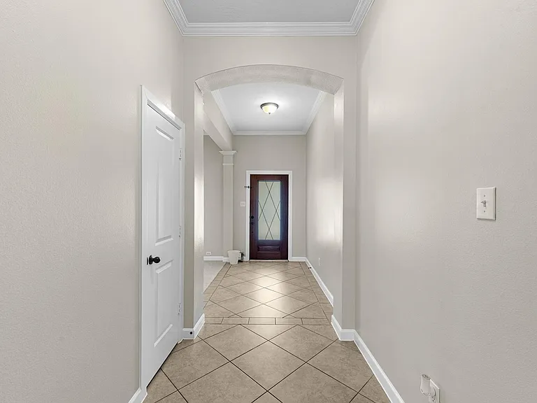 4014 Pinecrest Holw — Photo 9