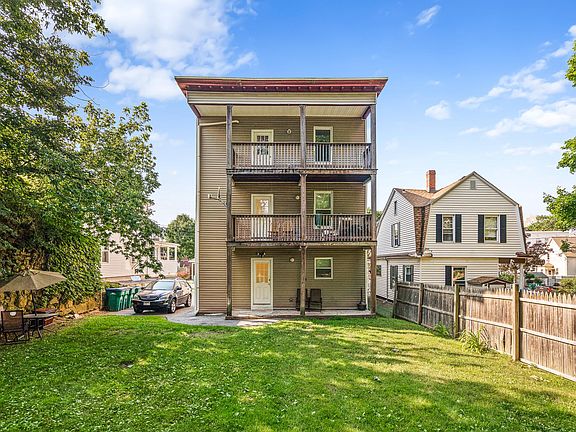 2nd image of 18 Saint Clair St #3