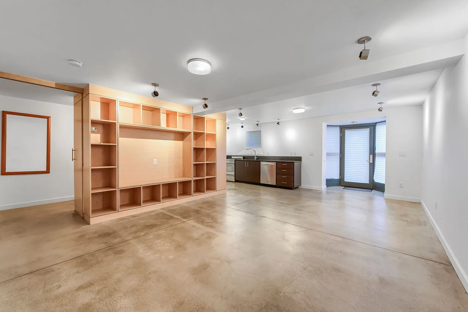 1 bed, 1.0 bath, 1000 sqft, $1,900 — Photo 4