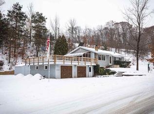 9510 E Carter Rd, Traverse City, MI 49684