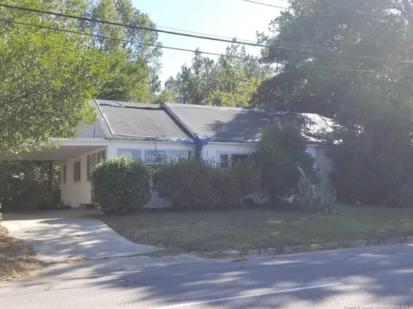 827 Cedar Creek Rd, Fayetteville, NC 28312