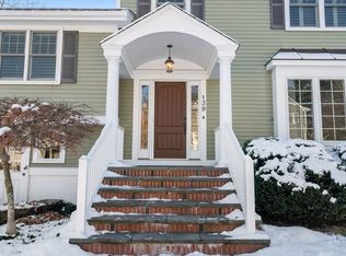 139 Woodbine Cir, Needham, MA 02494