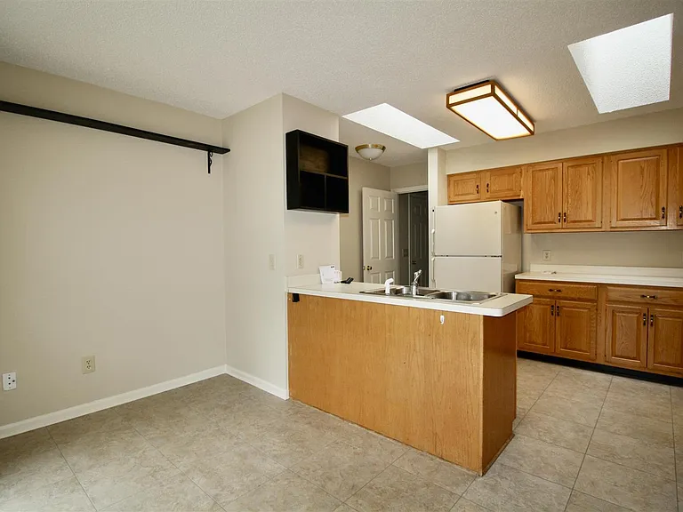 32 Westlake Pointe Dr — Photo 5