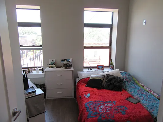 Rented by Lucky Apt Inc | media 21