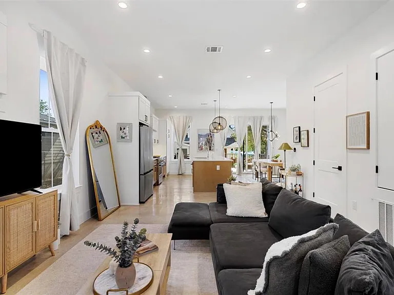 5007 Lott Ave #1 — Photo 20