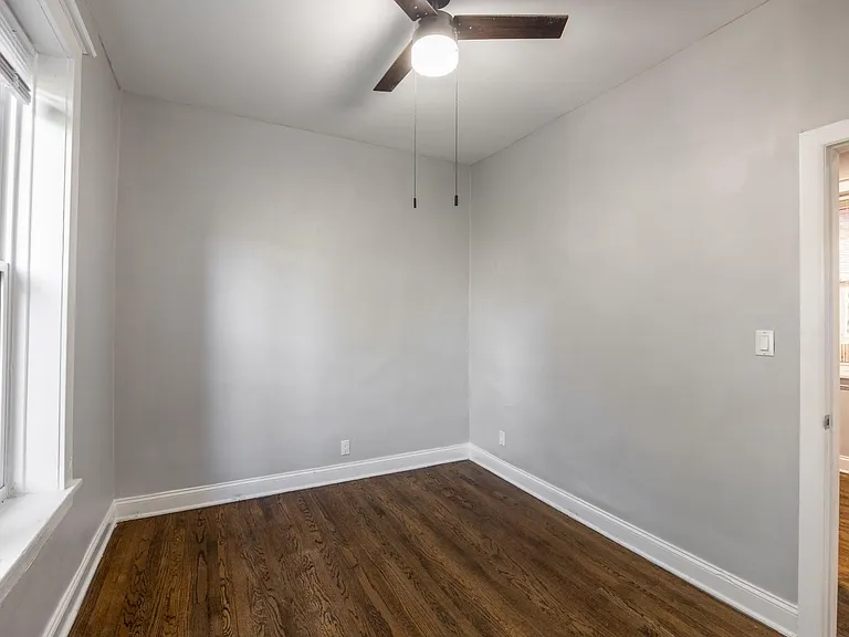 1251 W Rosemont Ave #1 — Photo 5