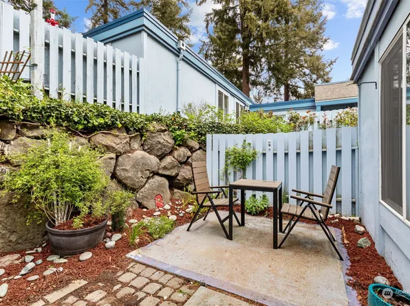 4308 NE Sunset Boulevard #I-3, Renton, WA 98059