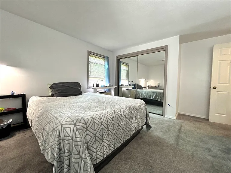 15 Thompson Dr #12 — Photo 6