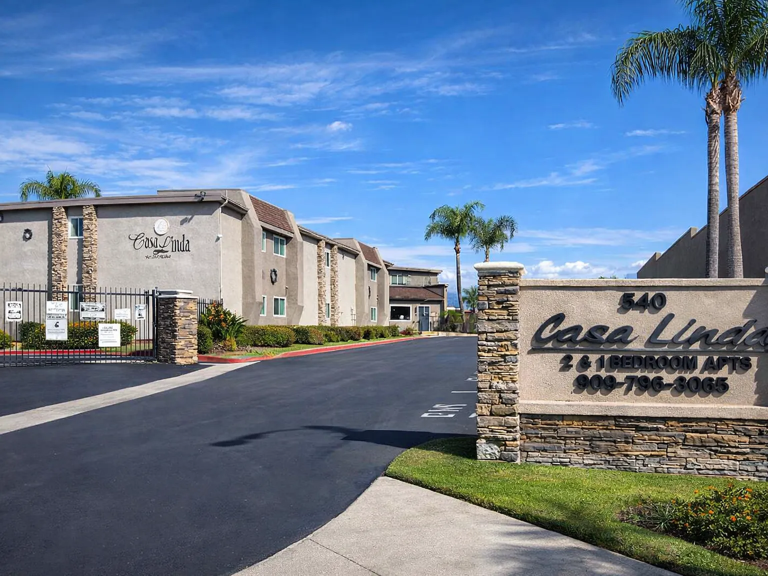 Casa Linda Apartments — Photo 4
