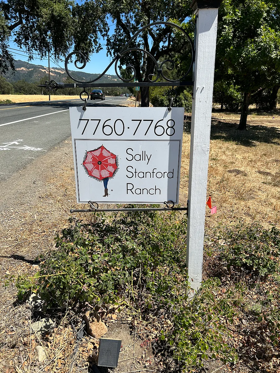 Building Photo - 7550 Sonoma Hwy #C