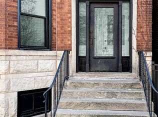 2843 W Fletcher St #1, Chicago, IL 60618