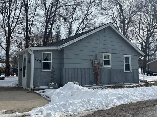 722 11th St NW, Willmar, MN 56201