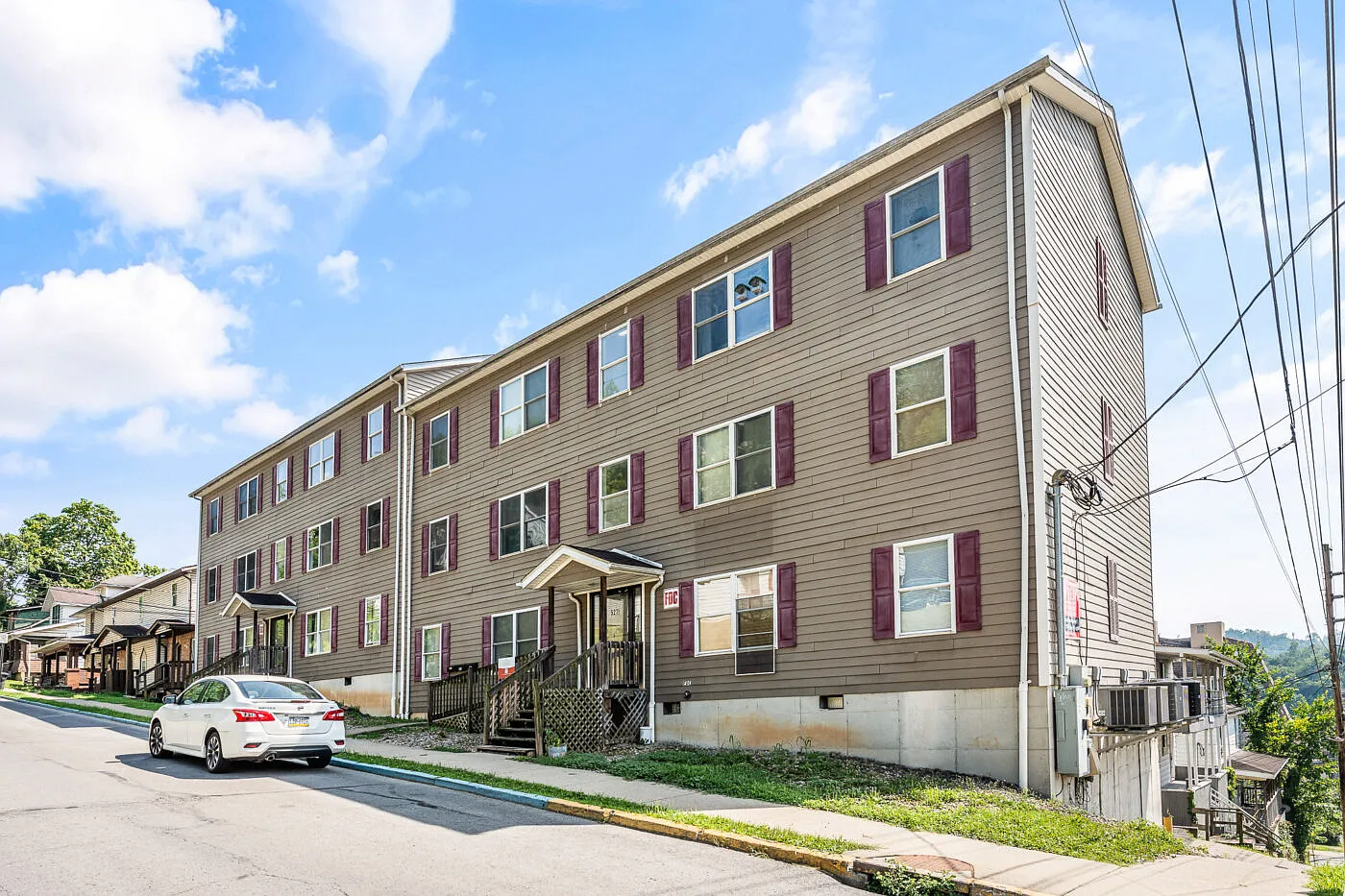 2 bed, 800 sqft, $1,150 — Photo 1