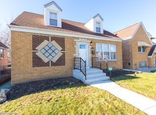 3110 Dora St, Franklin Park, IL