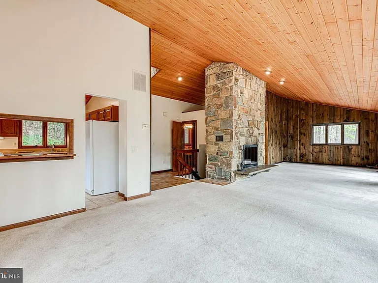 1328 Potomac School Rd — Photo 4