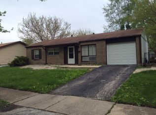 842 Dartmouth Ave, Matteson, IL 60443