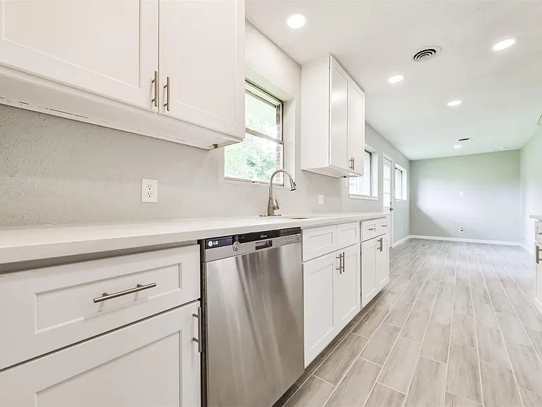 9631 Bundy Ln — Photo 4