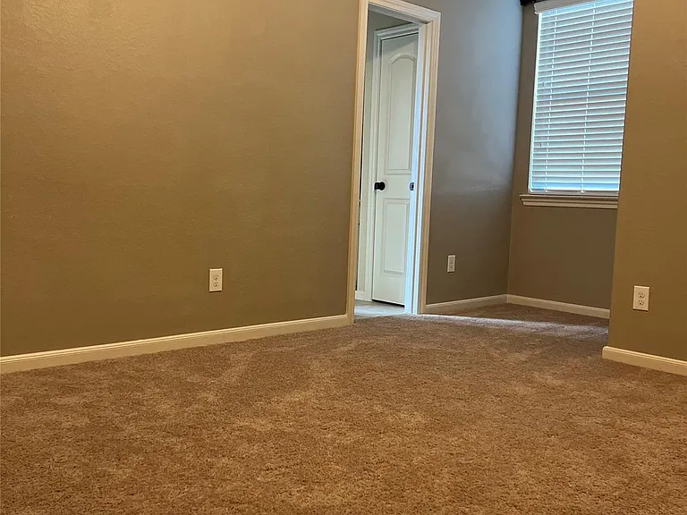 12250 La Strada St — Photo 35