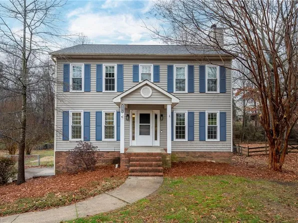 6013 Stone Bluff Dr, Clemmons, NC 27012