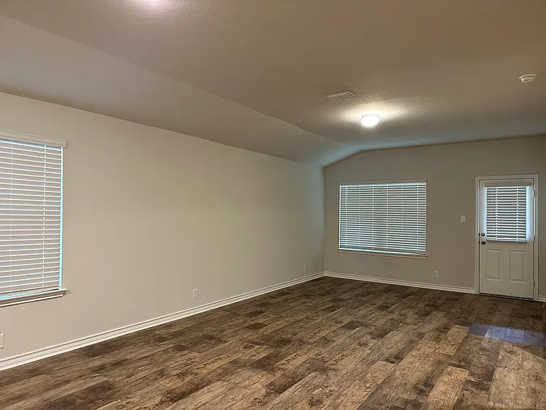 1742 Rocky Rise — Photo 16