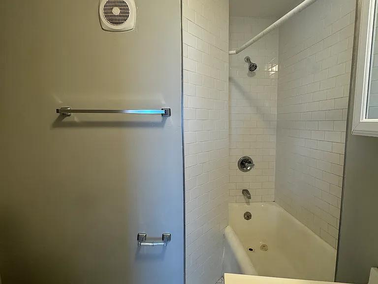 1175 Chapel St #5O2 — Photo 10