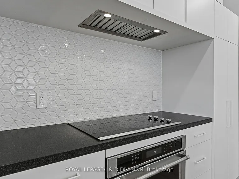 314 Lonsdale Rd #2 — Photo 15