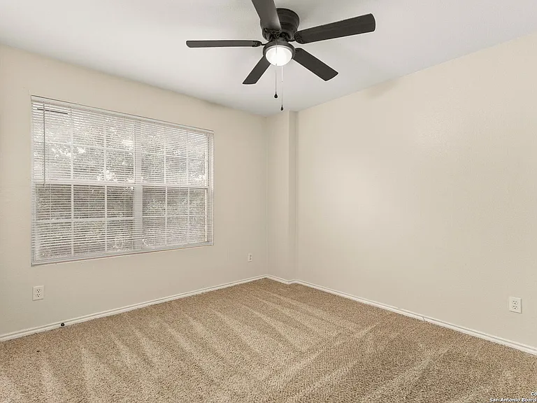 7403 Concerto Dr — Photo 20