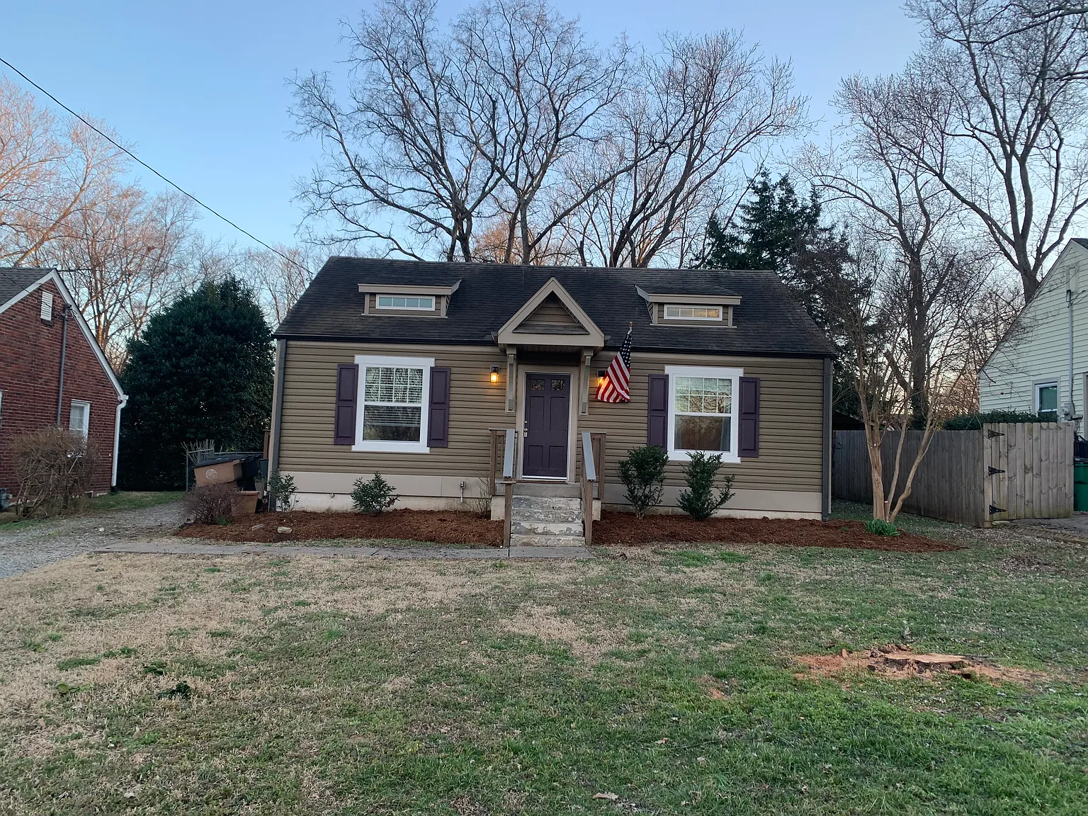 2 bed, 870 sqft, $1,895 — Photo 1