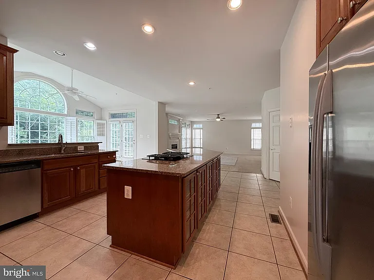 4415 Medallion Dr — Photo 12
