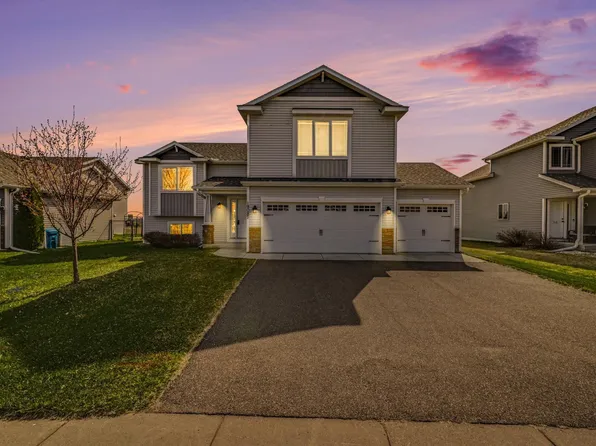 19087 Ivanhoe Dr NW, Elk River, MN 55330