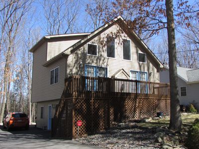 2 Edge Rock Dr, Drums, PA, 18222