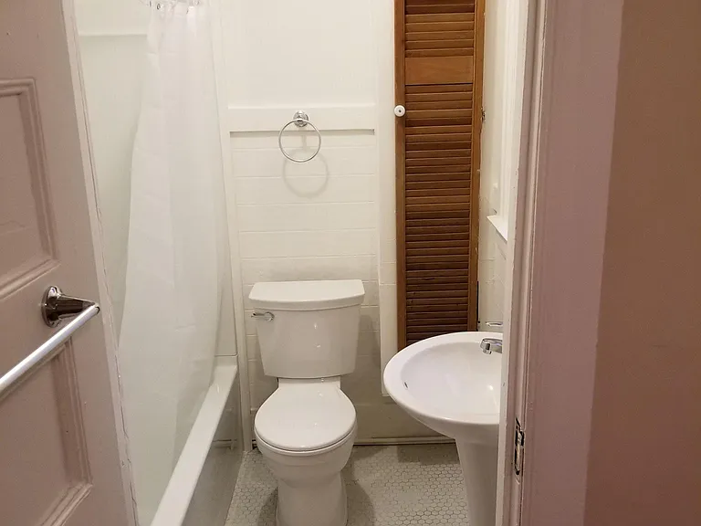 107 Edgerton St #1 — Photo 10