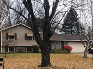 11464 Zea St NW, Coon Rapids, MN 55433