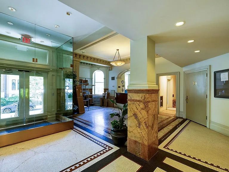 1615 Q St NW #610 — Photo 2