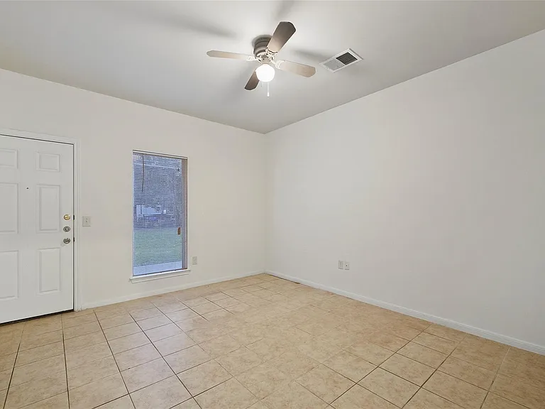 5502 Finch St #B — Photo 24