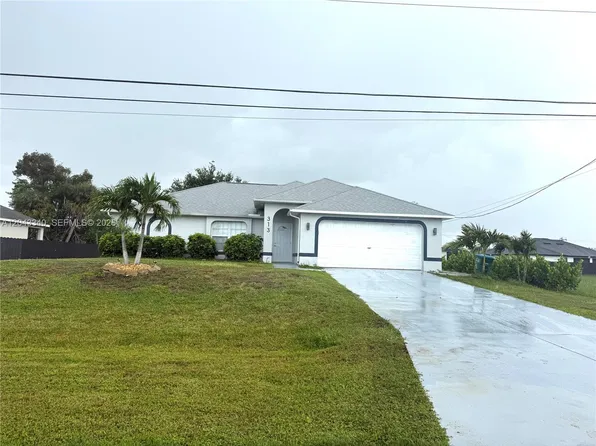 313 NW 16th Pl, Cape Coral, FL 33993