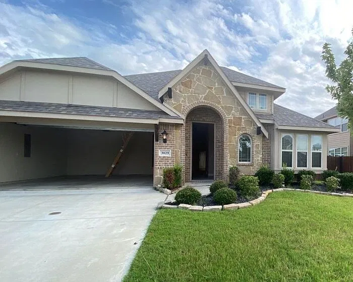 3029 Glenview Dr