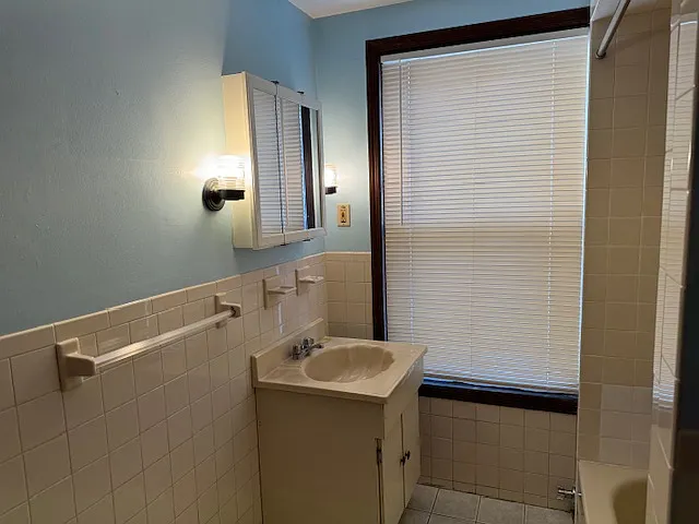 115 Bloomfield St #3 — Photo 10