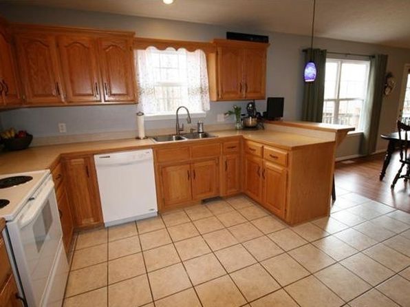 100 English Grove St