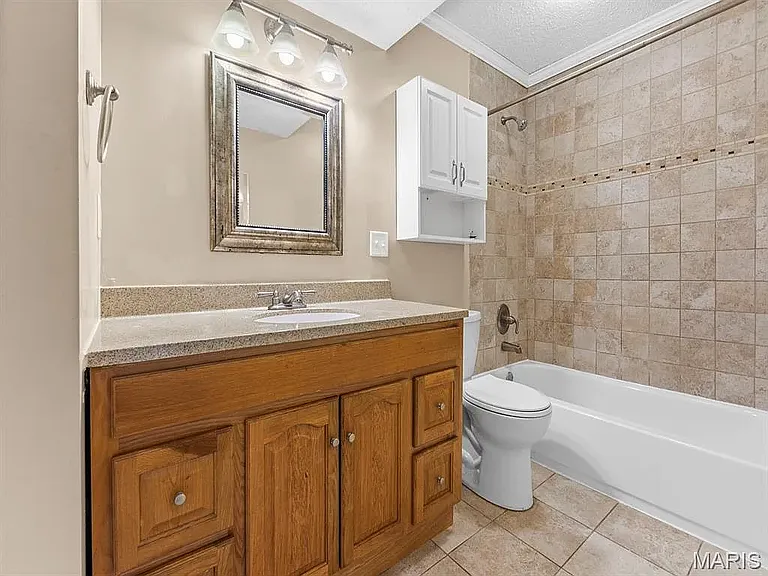 10473 Corbeil Dr — Photo 13