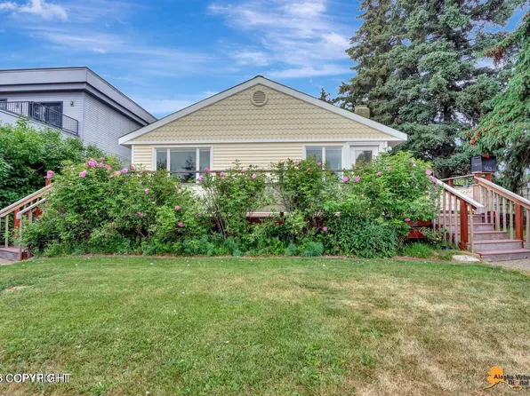 913 W 14th Ave, Anchorage, AK 99501