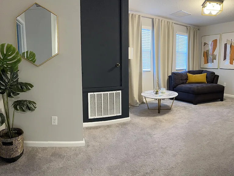 Upstairs sitting area