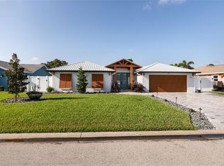 120 97th Ave NE, Saint Petersburg, FL 33702