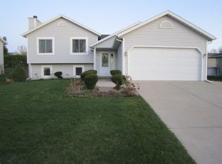 3301 Basil Dr, Madison, WI 53704